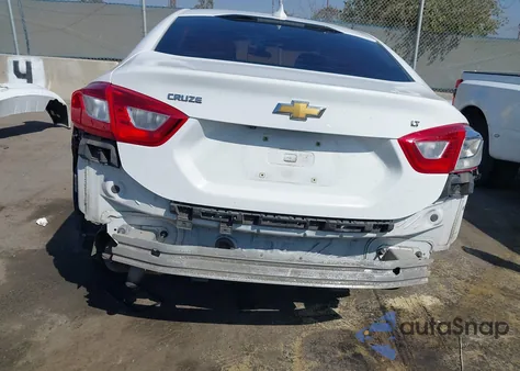 2017 Chevrolet Cruze Lt Auto z USA, uszkodzony, nr VIN 1G1BE5SM5H7245217